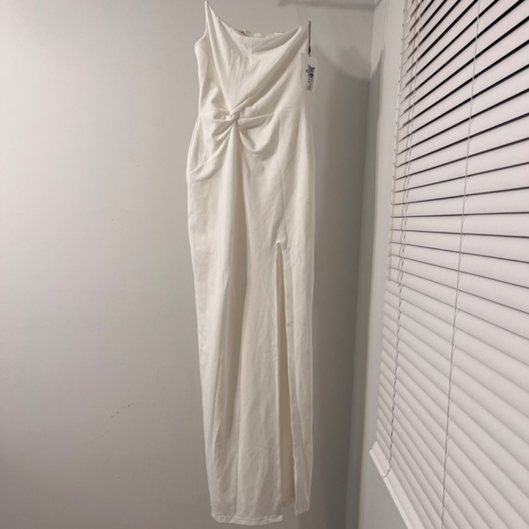 Nookie Lust One-Shoulder Gown Ivory Maxi Dress $339US Size L Made In Australia - Picture 6 of 14